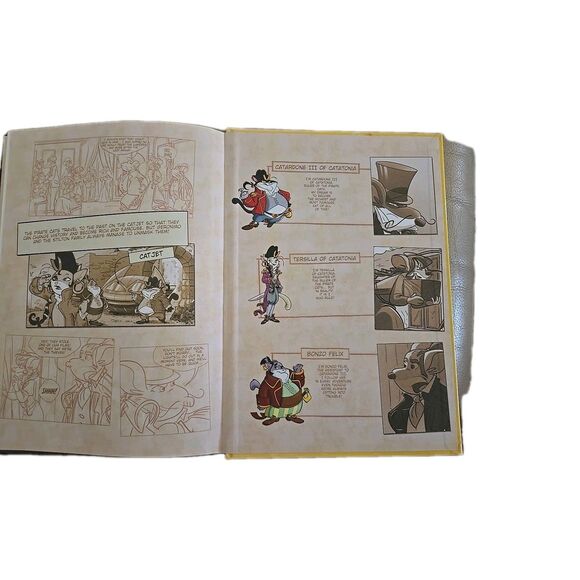 Geronimo Stilton Graphic Novels #16 : Lights, Camera, Stilton! by Geronimo Book - Picture 5 of 5